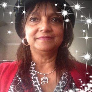 Meet your Posher, Selina